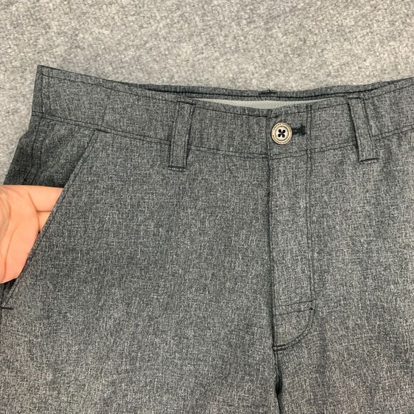 Under Armour Golf Short Mens 32 Black Gray Crosshatch Loose HeatGear Flat Front - Picture 3 of 11
